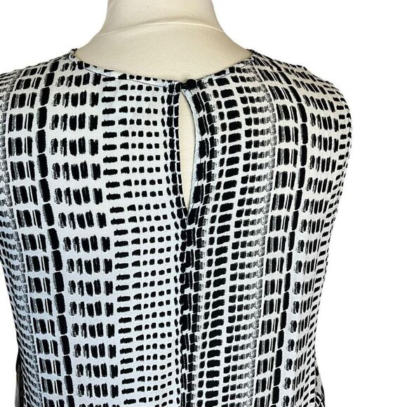 Ava & Viv Womens Size 3X Peplum Sleeveless Blouse Top Black White Flowy NWT - Picture 9 of 16